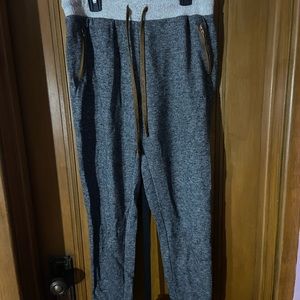 Cropped jogger sweats